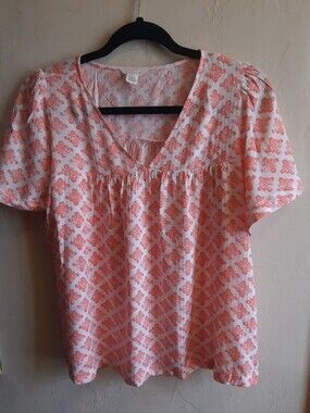 Caslon Women’s Orange Patterned V-Neck Top